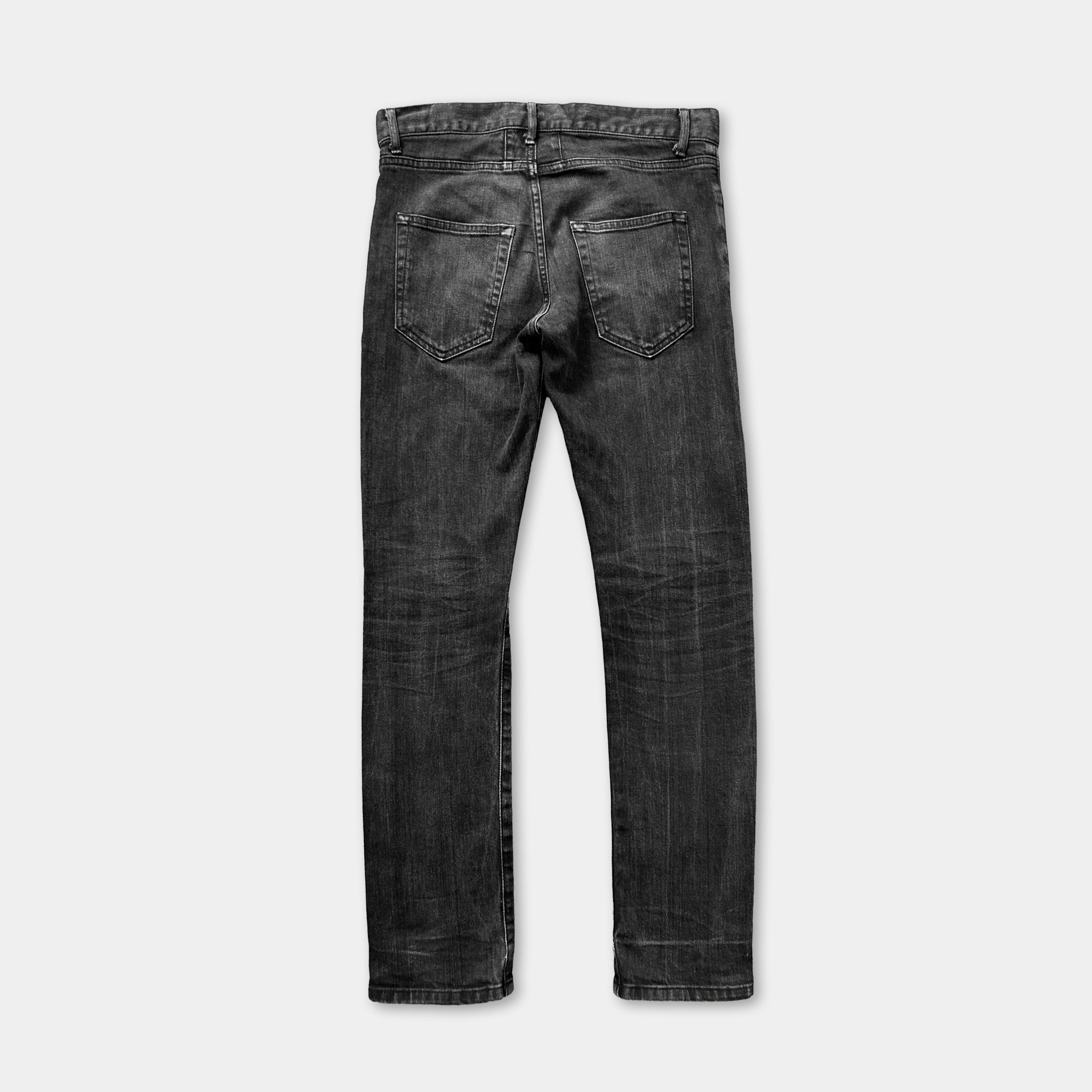 A pair of black jeans with a classic fit and a classic design.