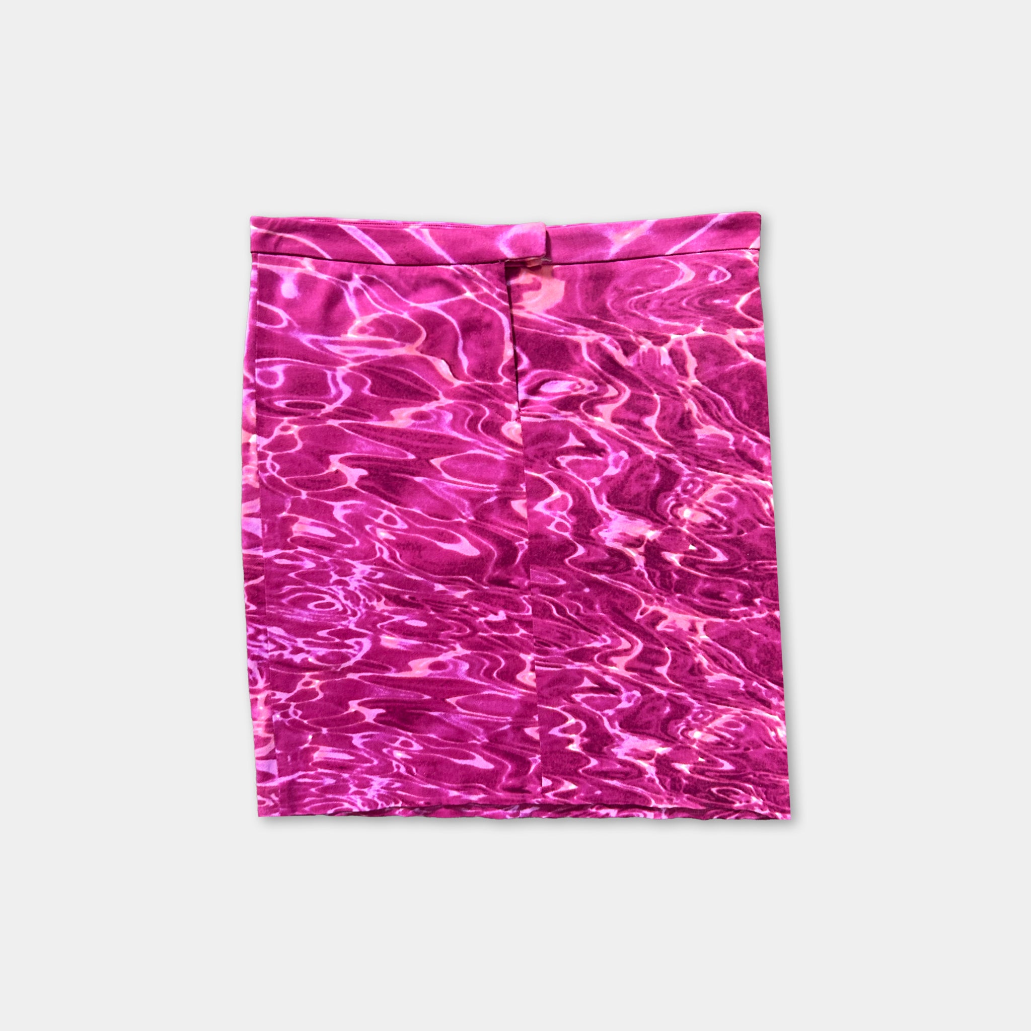A pink skirt with a water-like pattern, creating a visually striking and vibrant design.