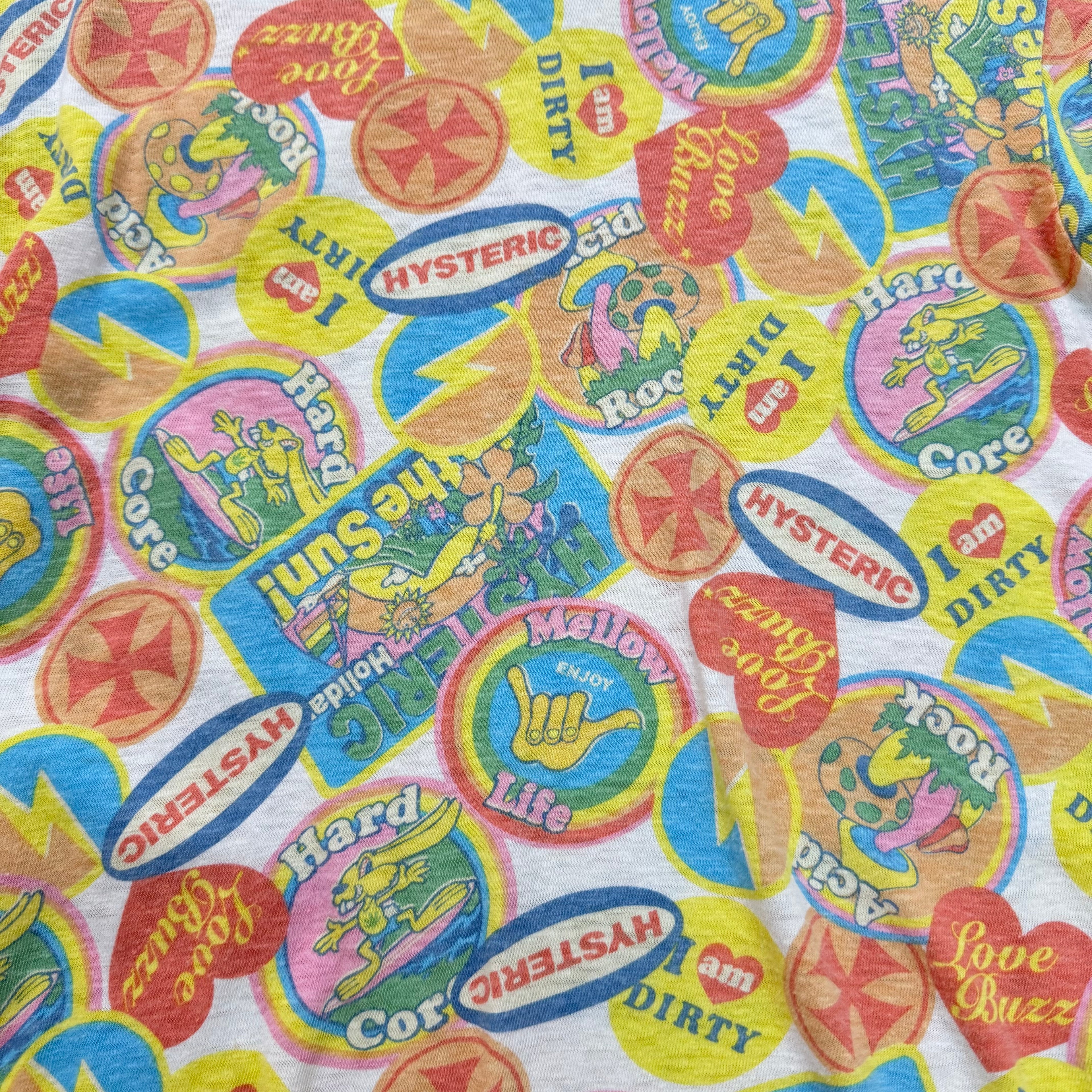 Hysteric Glamour 90's Pop-Art Badge Print T-Shirt