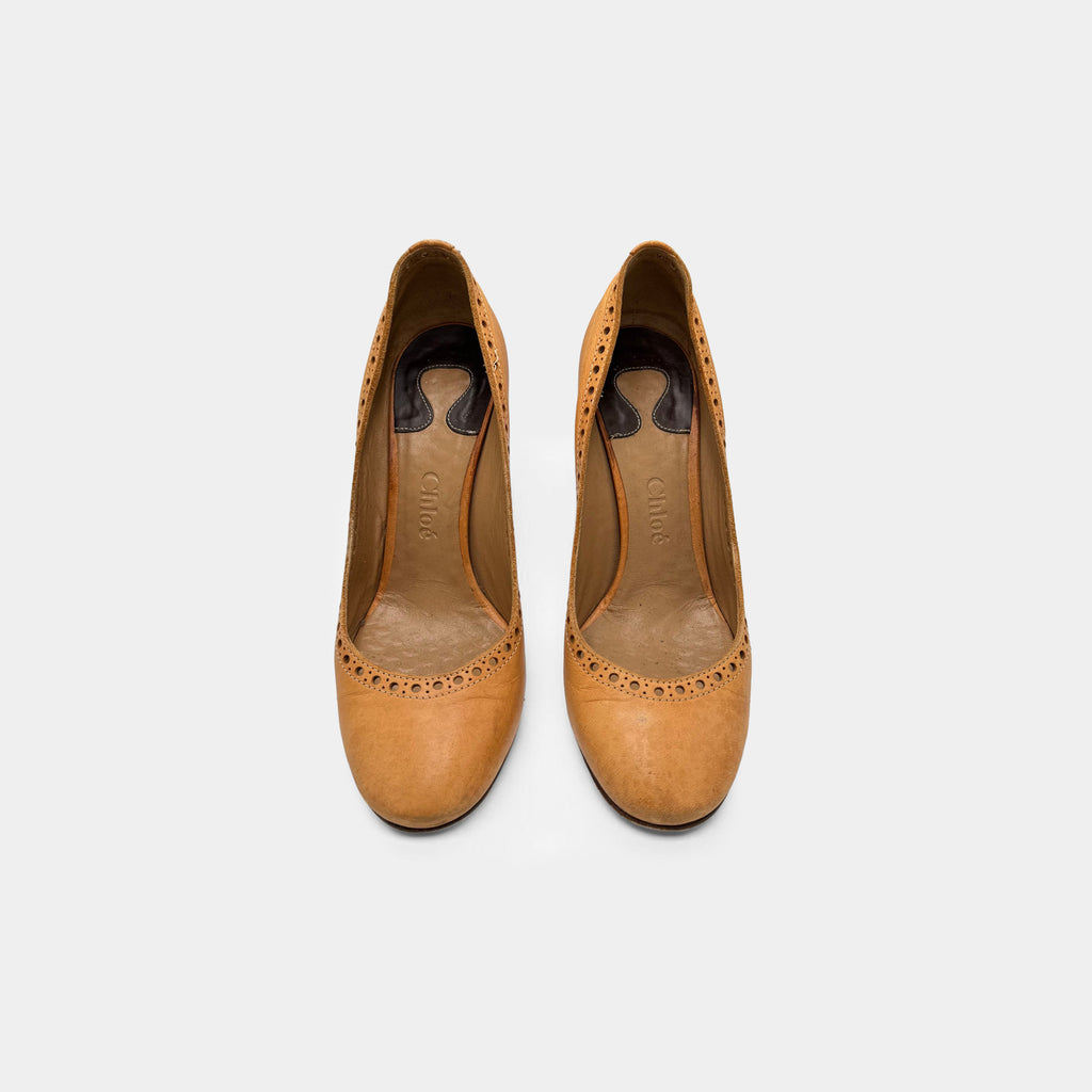 Chloé Vintage Brogue Almond Leather Toe Pumps