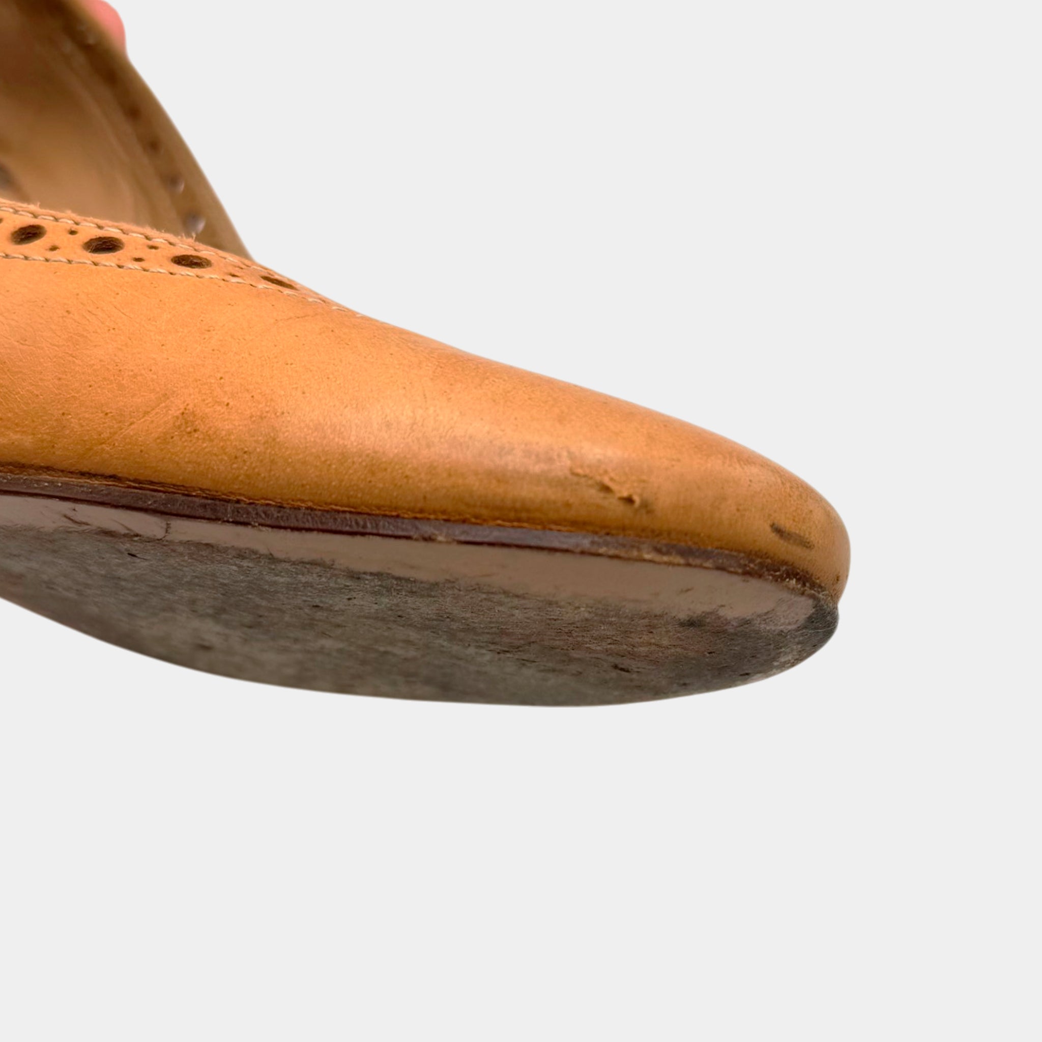 Chloé Vintage Brogue Almond Leather Toe Pumps