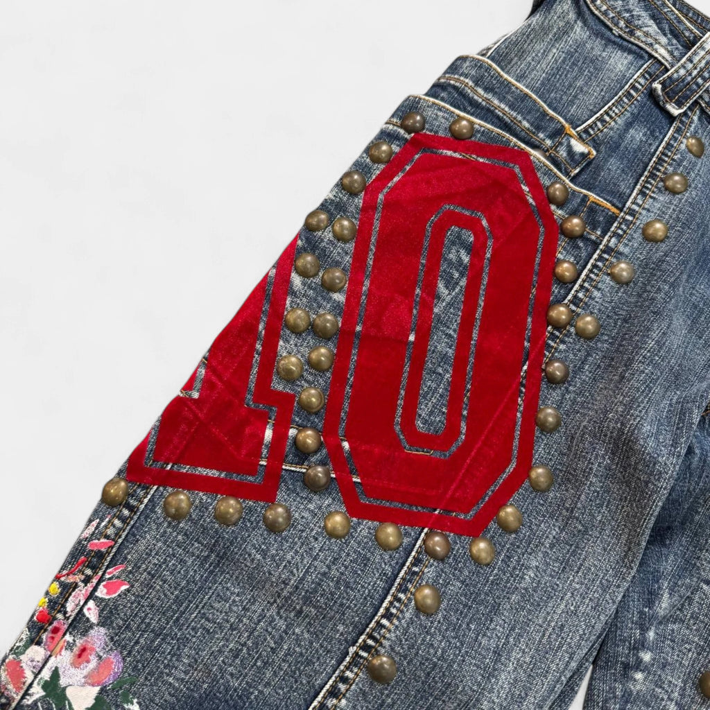 Gaetano Navarra Vintage Floral Embroidered Studded Capri Jeans