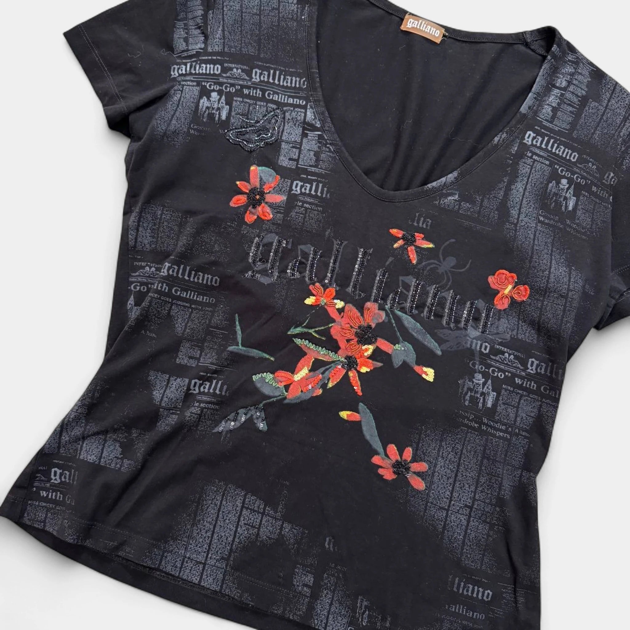Galliano Newspaper Print Embellished Floral V-Neck T-Shirt