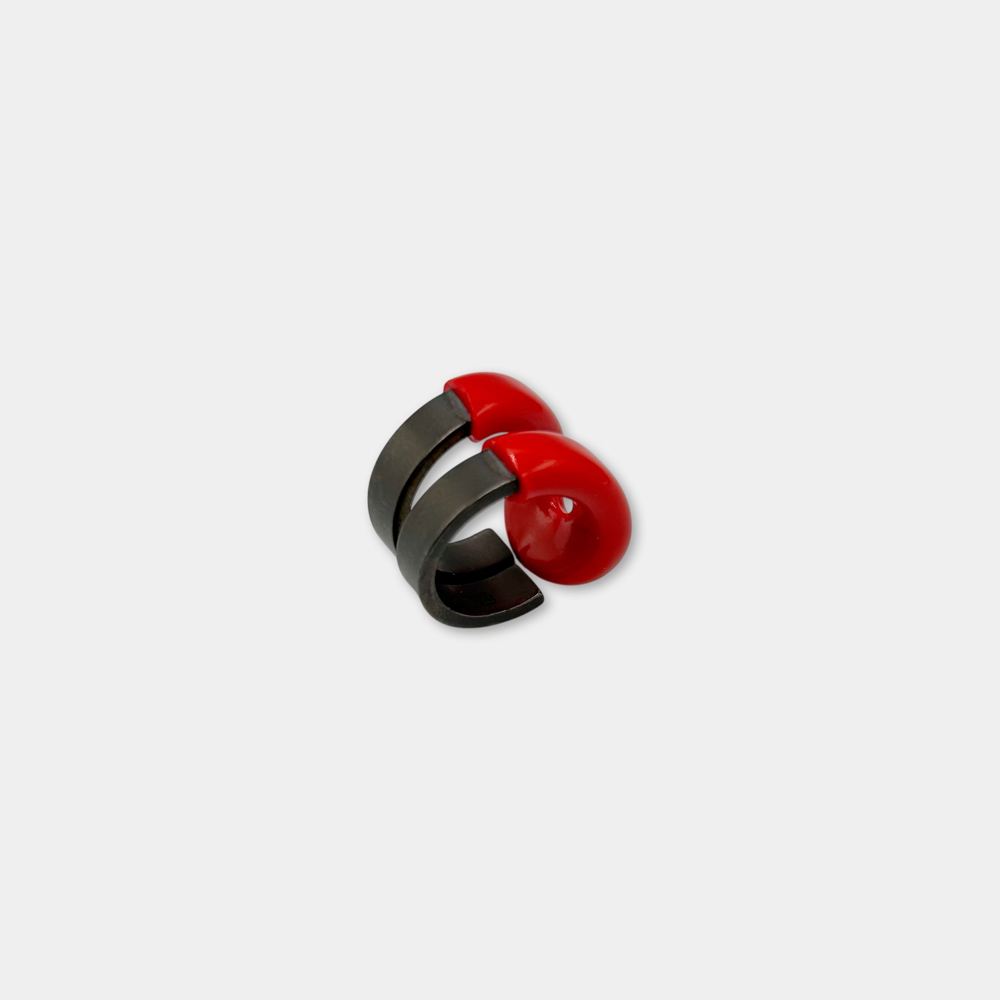 Maison Martin Margiela MM11 Circular Ring Red Black