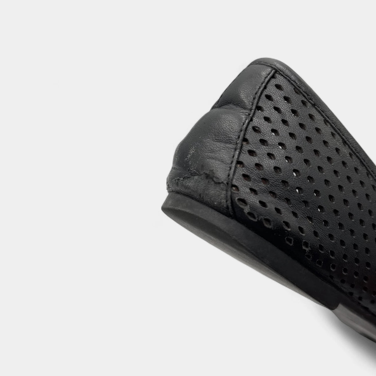 Marc Jacobs Vintage Perforated Leather Mouse Ballet Flats