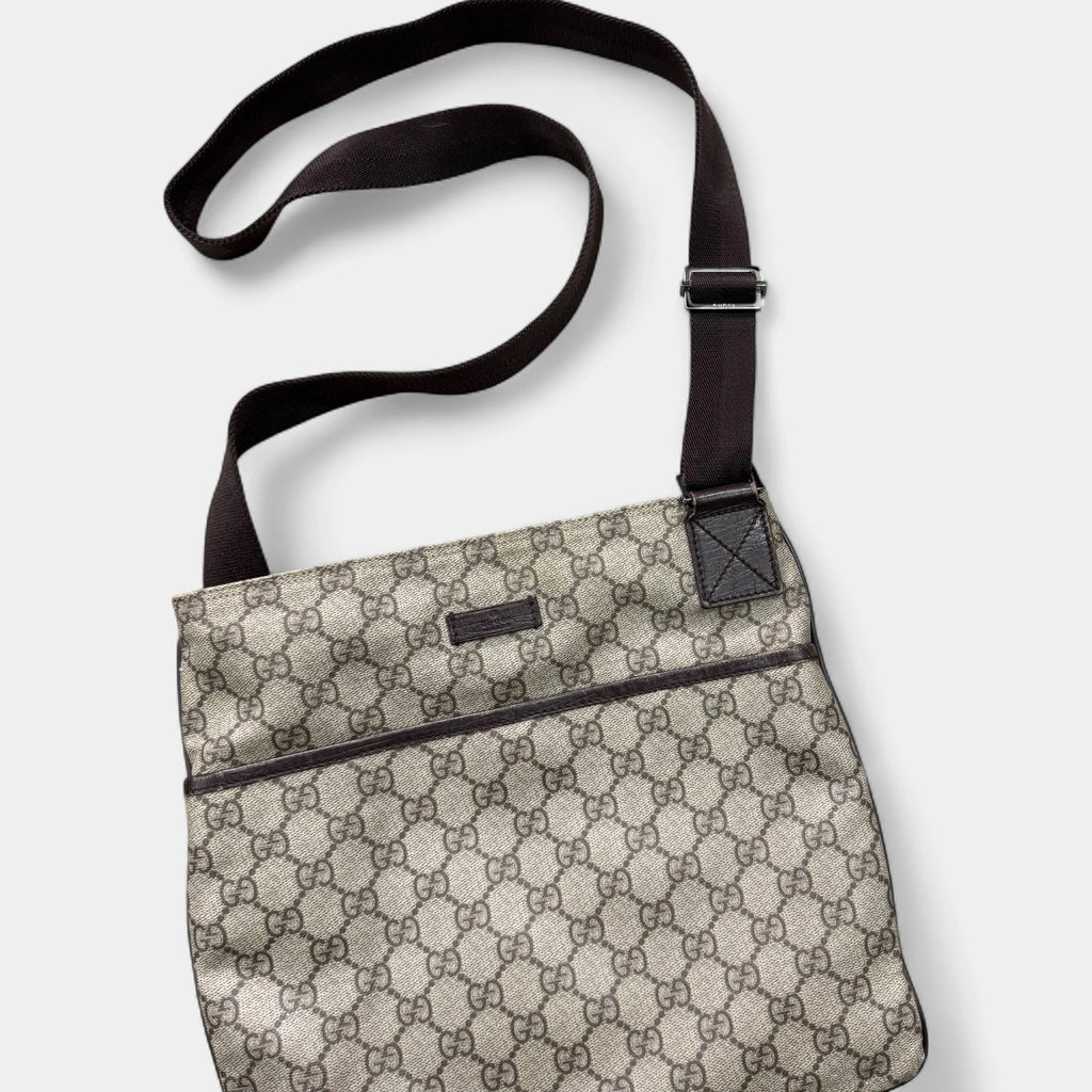 Gucci GG Supreme Messenger Crossbody Bag