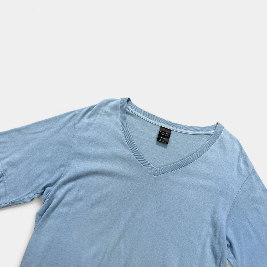 Number 9 Classic Rolling Stones Logo Faded Blue V-Neck T-Shirt - detail 2